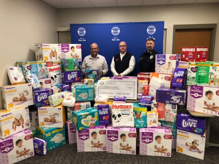 Lots and Lots of Diapers: Community Drive Nets More than 10,000 Diapers!