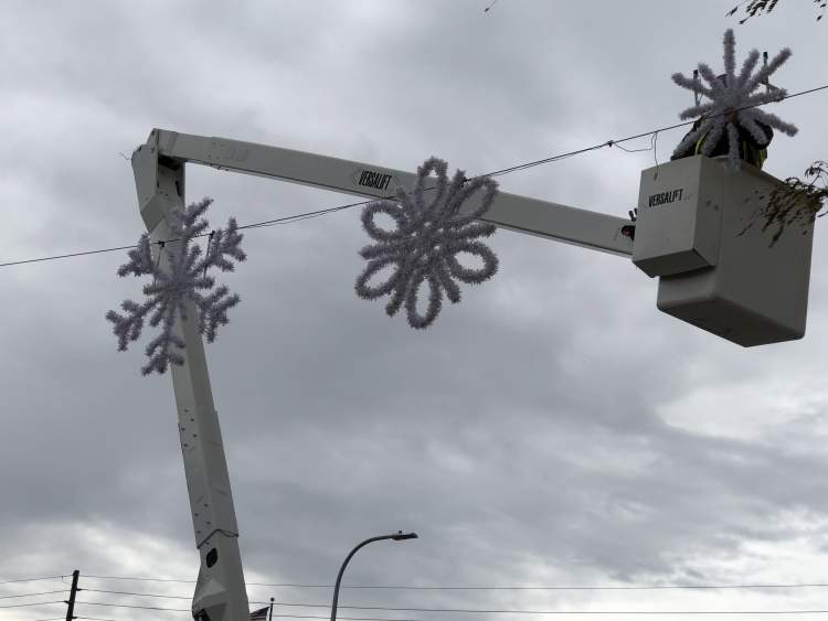 City crews are busy decorating Halley Park, Wilson Park and the downtown area for the Christmas holiday season.