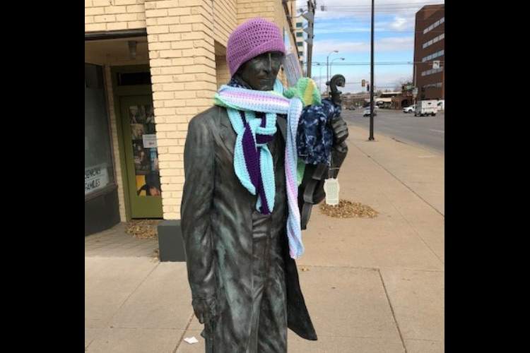 Winter apparel items such as hats, scarves, ear muffs and gloves are permitted on downtown statues from November 15-March 15.
