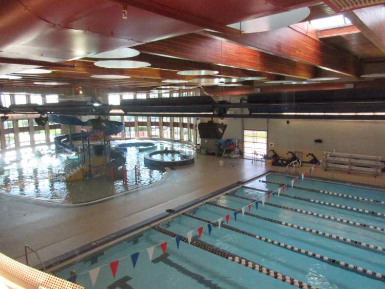 The Roosevelt Swim Center and Roosevelt Ice Arena will open September 1 with some restrictions.  Both facilities have been closed since mid-March due to the COVID-19 pandemic.